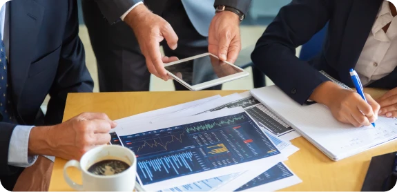 Finance & Insurance Finance & Insurance